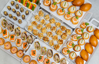 Фотография Сет с закусками на 10 персон Фуршетный