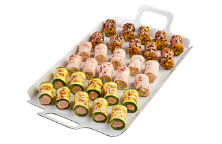 Фотография Набор канапе с рыбой, курицей и мясом